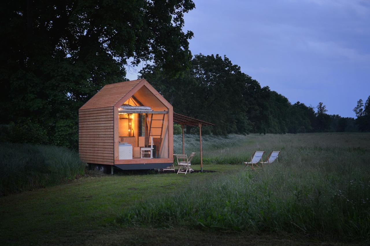 Готель Glamping Hluboka Глубока-над-Влтавою Екстер'єр фото