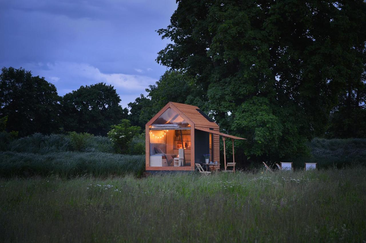 Готель Glamping Hluboka Глубока-над-Влтавою Екстер'єр фото